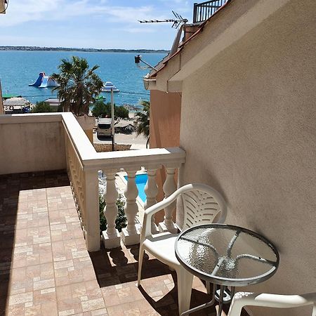 Sea View Apartments Nina Vrsi Bagian luar foto