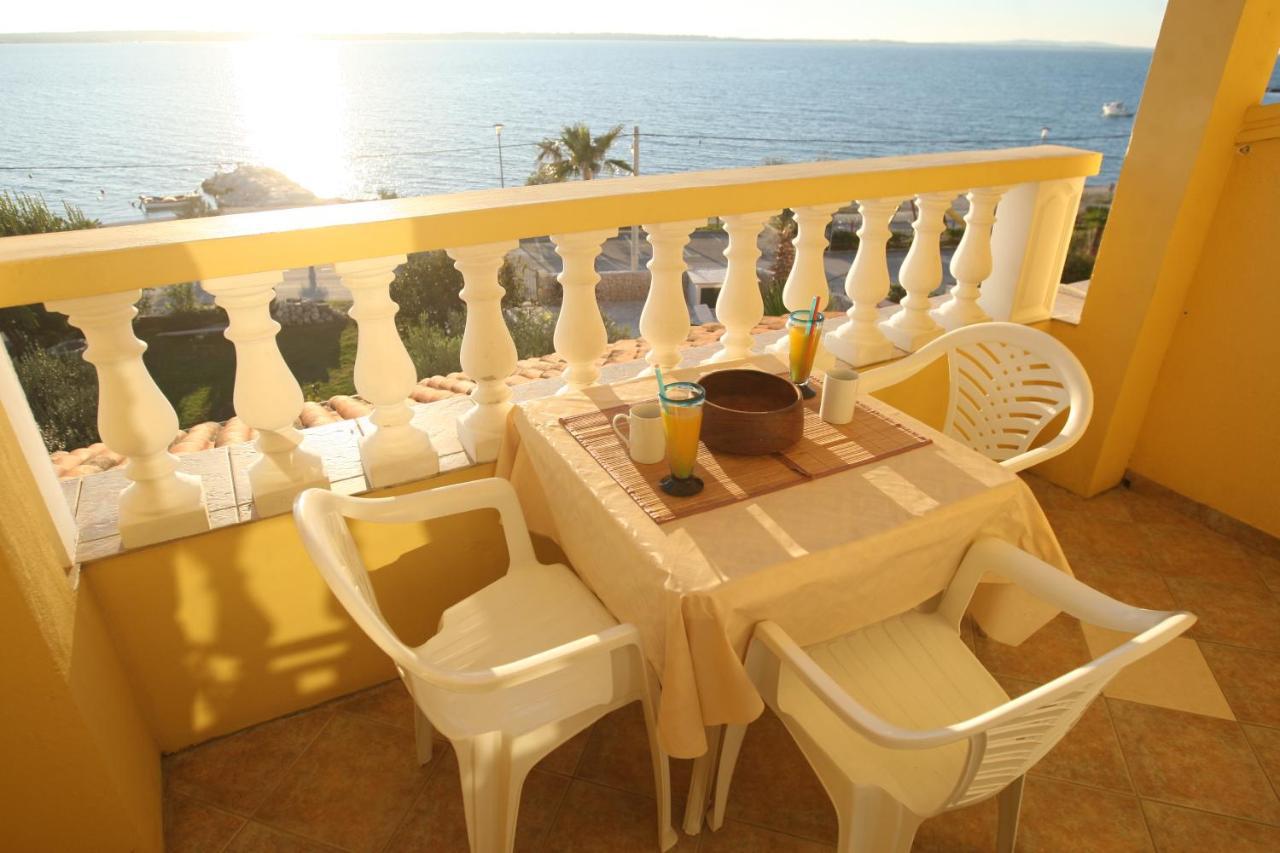 Sea View Apartments Nina Vrsi Ruang foto