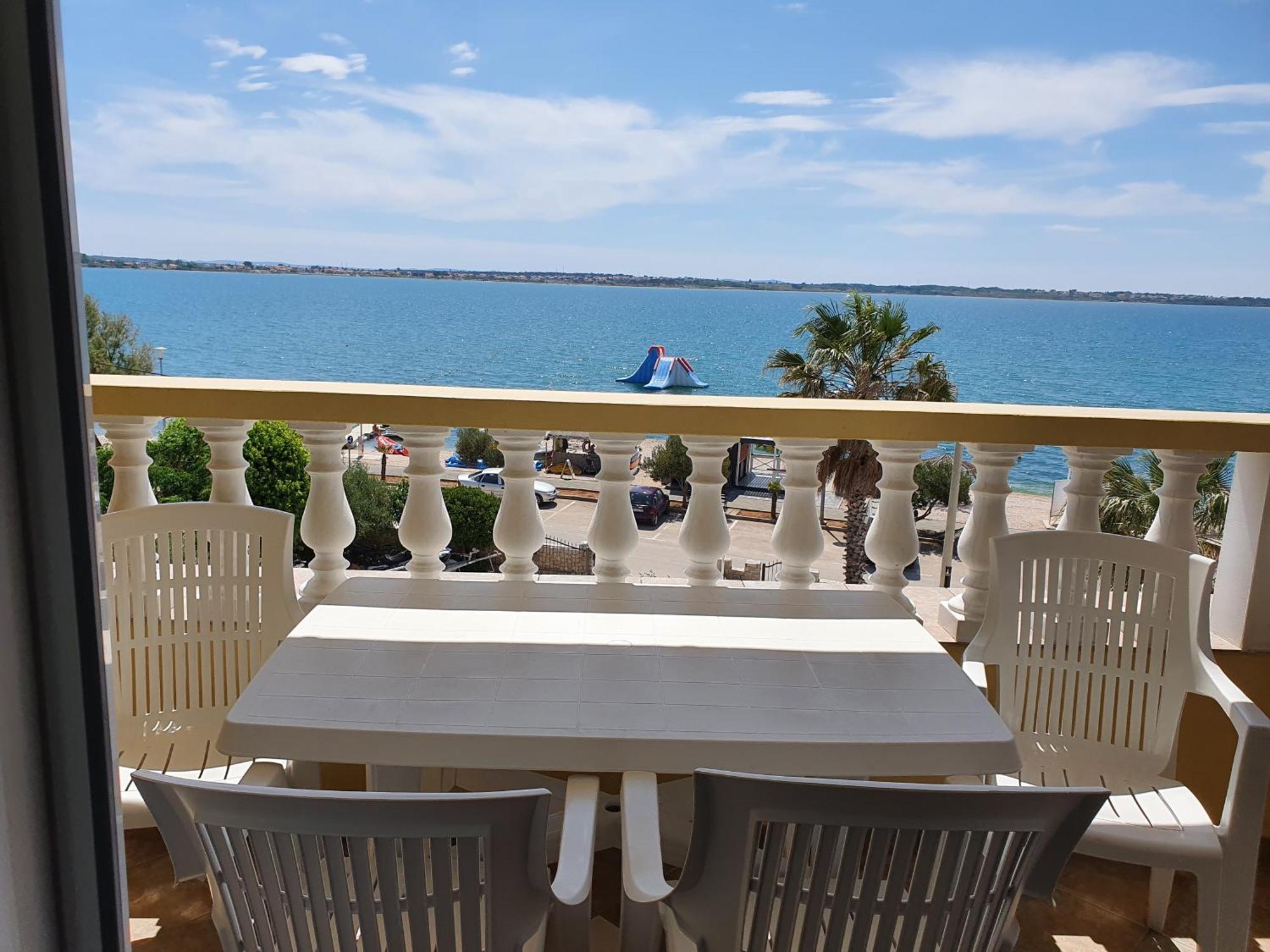 Sea View Apartments Nina Vrsi Bagian luar foto
