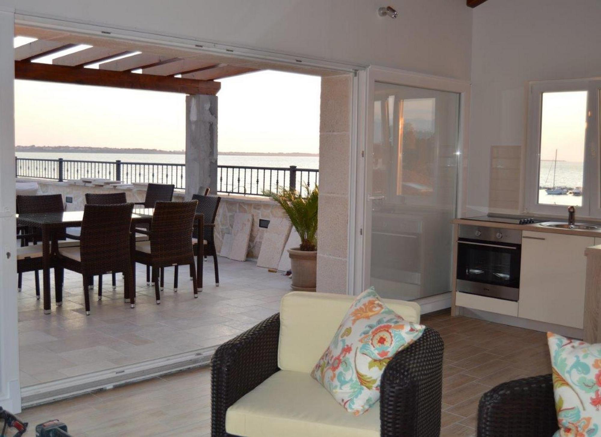 Sea View Apartments Nina Vrsi Ruang foto