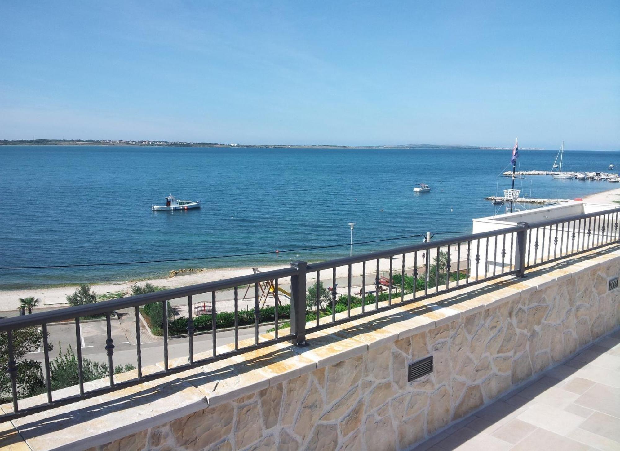 Sea View Apartments Nina Vrsi Ruang foto